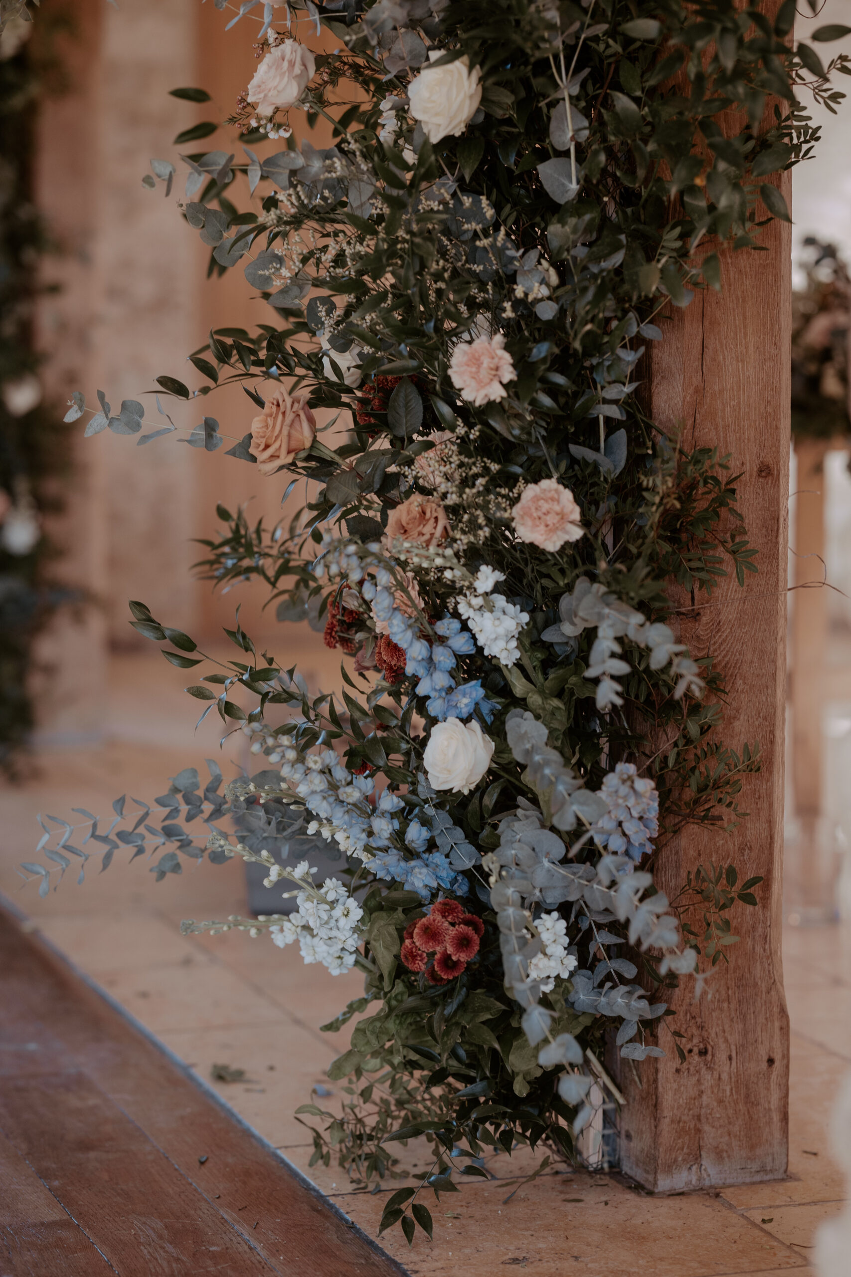 Unique winter wedding floral design