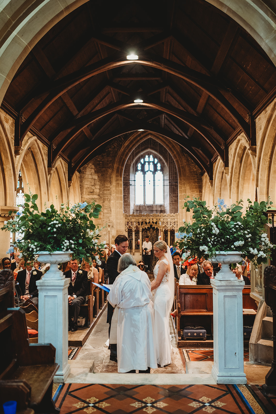 ummer wedding full of elegance at Grittleton House